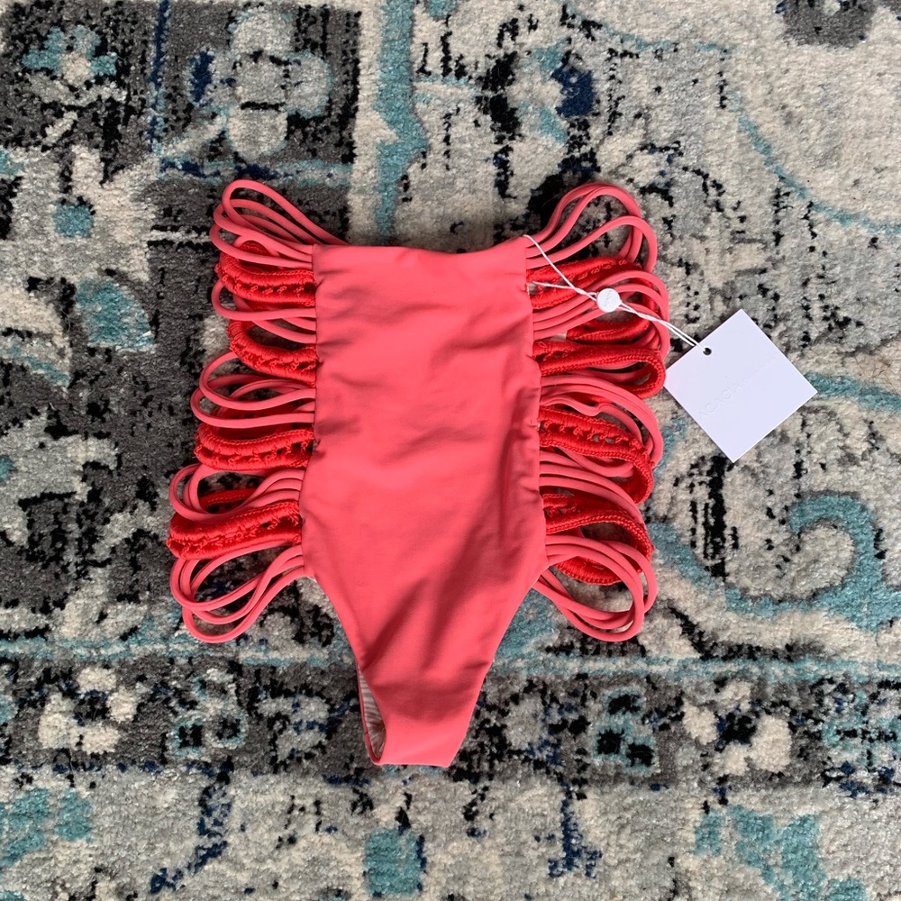 NWT Acacia Manila Bottoms